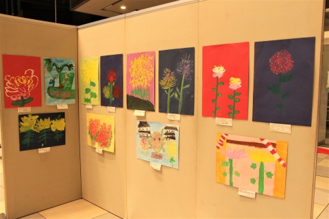 第49回菊花展覧会児童写生作品展 